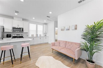 10318 Bragg Aly in Orlando, FL - Building Photo - Building Photo