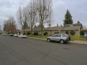 HeatherWoods in Yuba City, CA - Foto de edificio - Building Photo