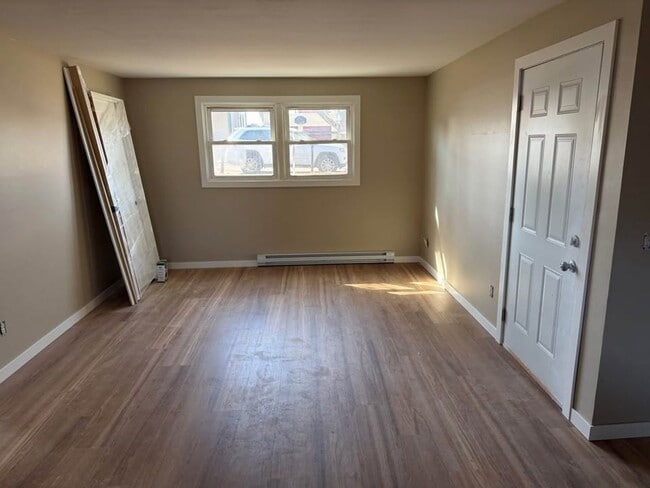 property at 208 Park St N