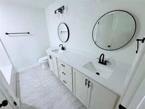 2806 N Lansing Pl in Tulsa, OK - Building Photo - Building Photo