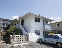 735 Mccully St Apartments