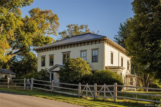 property at 108 Wey Rd