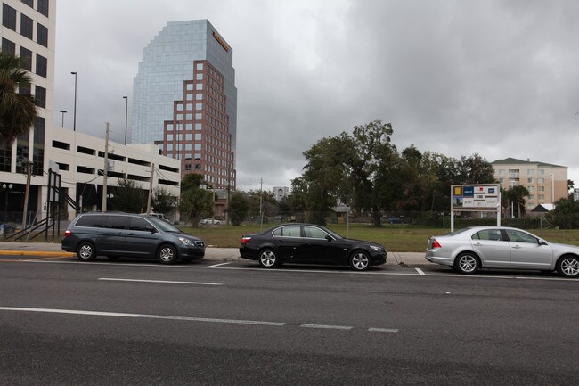 Camden North Quarter in Orlando, FL - Building Photo - Building Photo