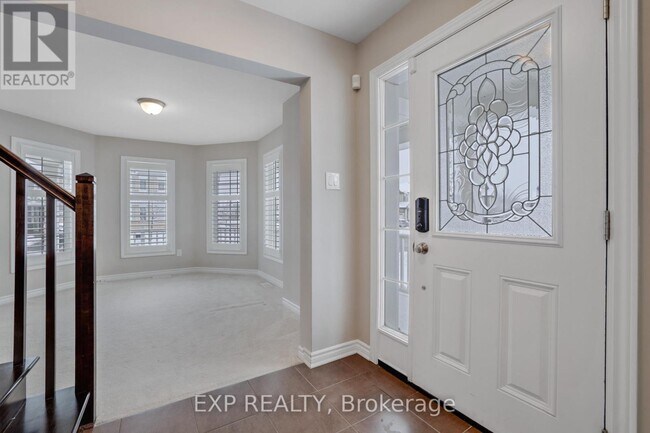 701 Mayfly Cres in Ottawa, ON - Building Photo - Building Photo