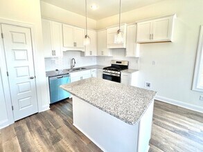 5298 Aylesbury Ln-Unit -1 in Olive Branch, MS - Building Photo - Building Photo