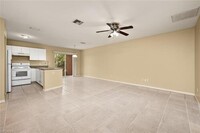 618 SE 9th St in Cape Coral, FL - Foto de edificio - Building Photo