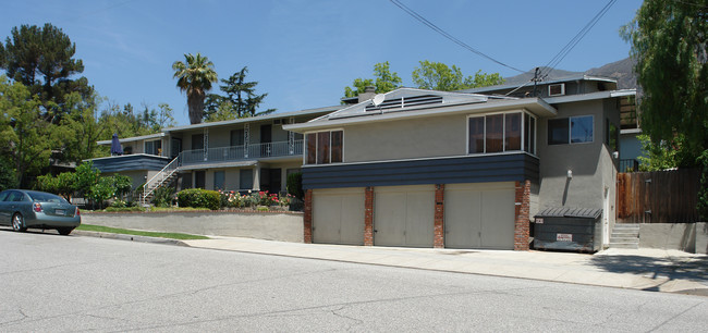 144 Baldwin Ave in Sierra Madre, CA - Building Photo - Building Photo