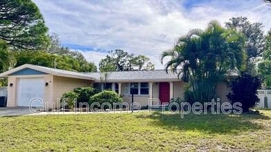 810 Exmoor St in Sarasota, FL - Foto de edificio - Building Photo