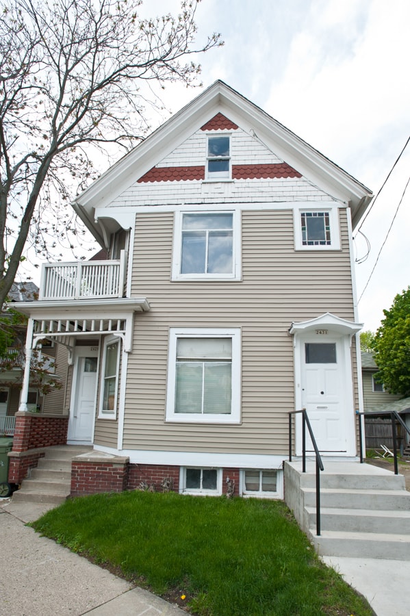 2429 N Farwell Ave, Unit Lower