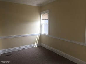 704 10th Ave-Unit -#1 in Huntington, WV - Building Photo - Building Photo