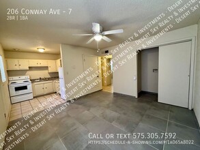 206 W Conway Ave in Las Cruces, NM - Building Photo - Building Photo