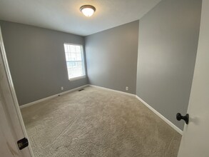 141 Agee Cir E in Hendersonville, TN - Building Photo - Building Photo