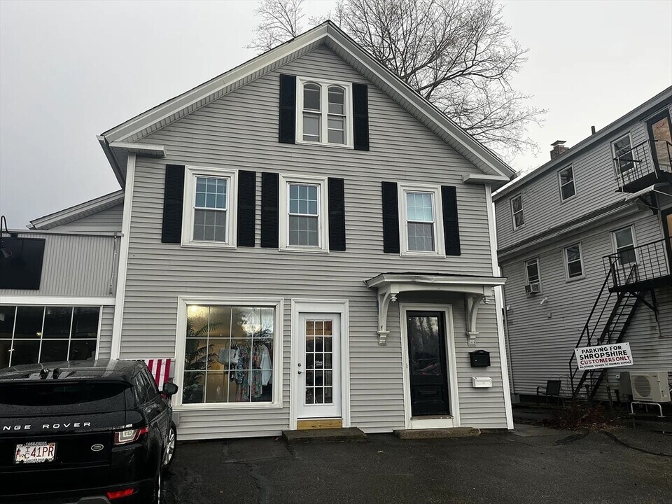600 Main St in Shrewsbury, MA - Building Photo