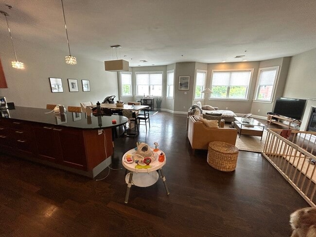 property at 81 Boylston St