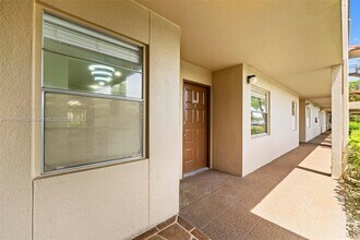 1300 SW 124th Terrace in Pembroke Pines, FL - Building Photo - Building Photo