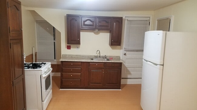28 Bowe Ave, Unit 28 Bowe