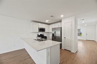 27014 Rimini Pt Dr in Katy, TX - Foto de edificio - Building Photo