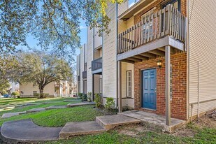 1841 River Crossing Cir in Austin, TX - Building Photo
