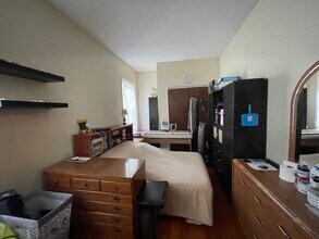 23 Maple St, Unit 23 Maple street in Watertown, MA - Foto de edificio - Building Photo