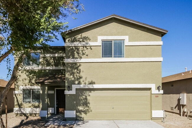 property at 1836 E Silversmith Trail