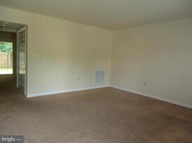 152 Farrell Ln in Fredericksburg, VA - Building Photo