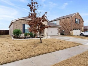 2207 Heaton St in Forney, TX - Building Photo - Building Photo