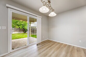 18319 Viceroy Ave in Nampa, ID - Building Photo - Building Photo