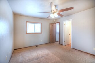 6475 Pawnee Cir in Colorado Springs, CO - Foto de edificio - Building Photo