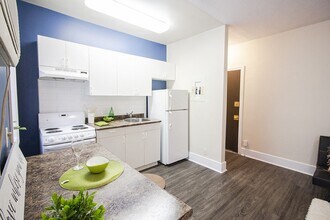 389 Balmoral Apartment in Winnipeg, MB - Building Photo - Building Photo