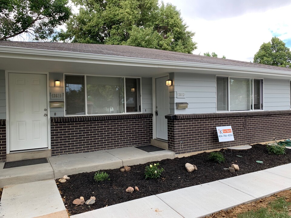 13613 E Nevada Pl in Aurora, CO - Building Photo