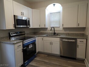 661 Sumner St in Akron, OH - Building Photo - Building Photo