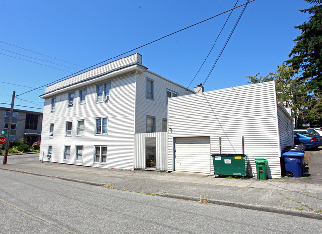 Bayberry Apartments in Seattle, WA - Building Photo - Building Photo