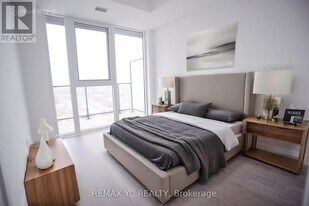 5 Defries St in Toronto, ON - Building Photo