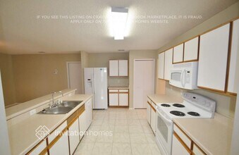 103 Lake Catherine Cir in Groveland, FL - Building Photo - Building Photo