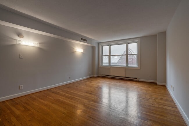 1101 St Paul St in Baltimore, MD - Building Photo - Building Photo