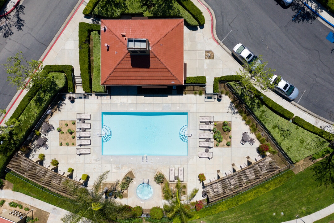 The Highlands at Grand Terrace in Grand Terrace, CA - Foto de edificio