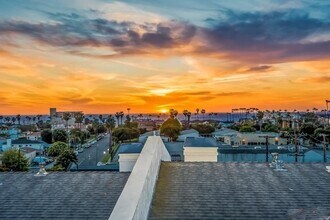 539 Avenue A in Redondo Beach, CA - Building Photo - Building Photo