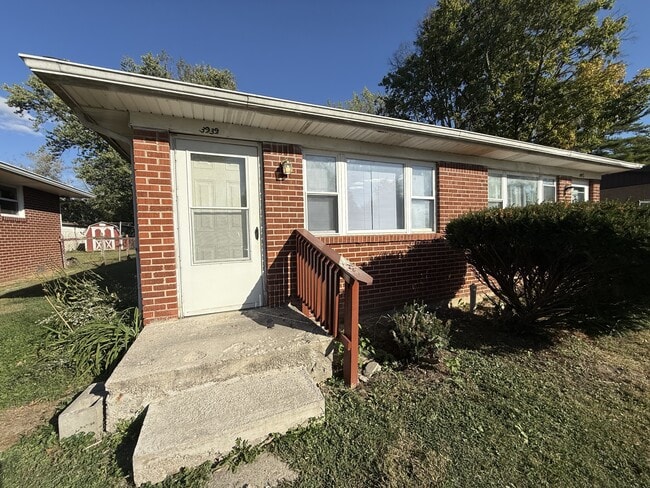 property at 3939 N Grand Ave