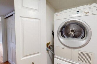 80 N Moore St in New York, NY - Foto de edificio - Building Photo