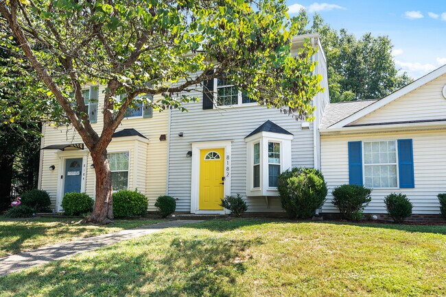 8182 McGuire Dr in Raleigh, NC - Building Photo - Building Photo