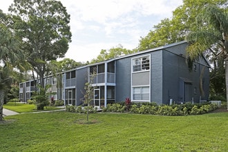 Arbor Oaks of Bradenton in Bradenton, FL - Building Photo - Building Photo