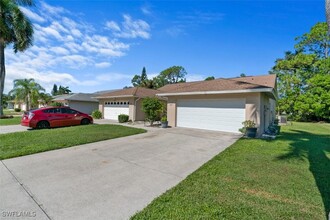 627 St Andrews Blvd in Naples, FL - Building Photo - Building Photo