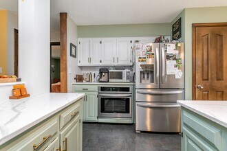 2013 S Deerborn Cir in Columbia, MO - Building Photo - Building Photo