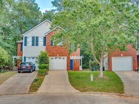 5015 Mint Hill Ct in Tallahassee, FL - Building Photo