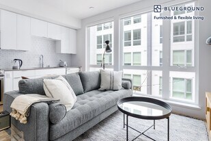 1889 Harrison St in Oakland, CA - Building Photo