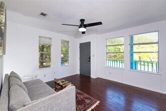 833 Old Ranch Rd 12 in San Marcos, TX - Building Photo - Building Photo