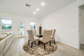 1809 Lorant Ln in Pflugerville, TX - Building Photo - Building Photo