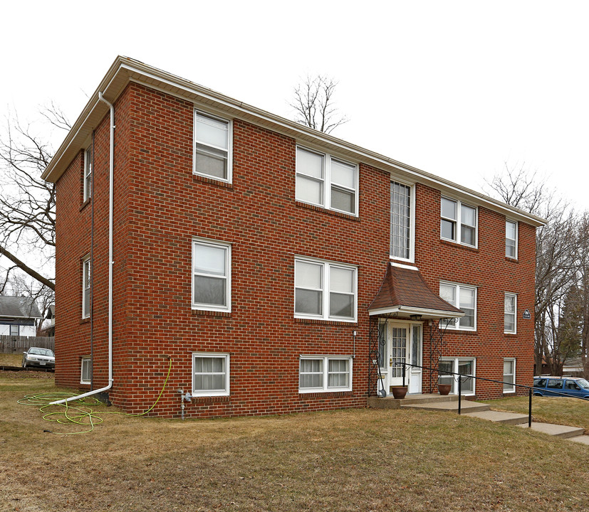 St. Clair Apartments in St. Paul, MN - Building Photo