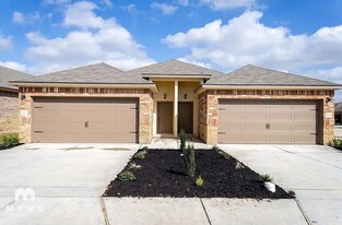 222 Joanne Lp in Buda, TX - Building Photo