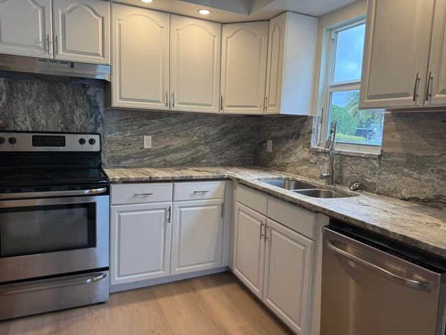 property at 509 Plymouth Rd